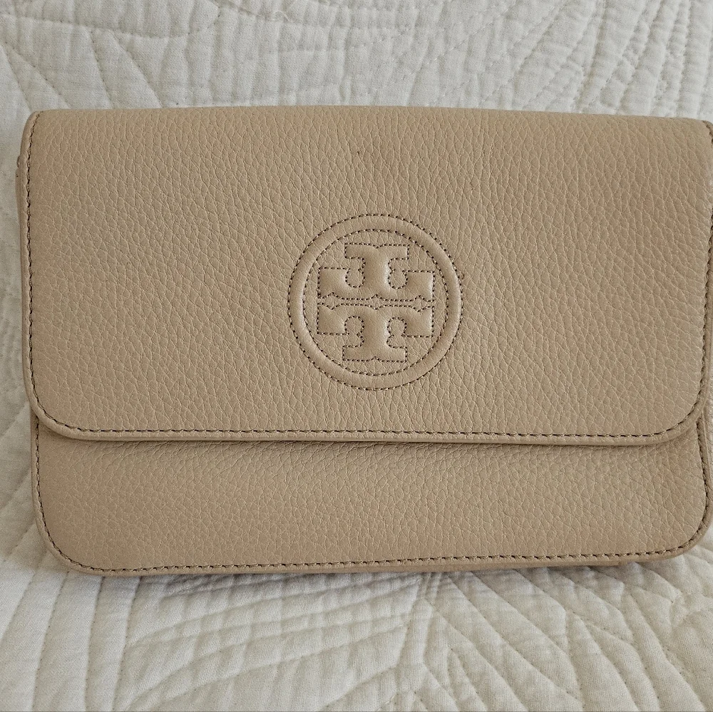 Tory Burch Bombe Flap Mini Crossbody/clutch Beige/Pink pebbled leather
